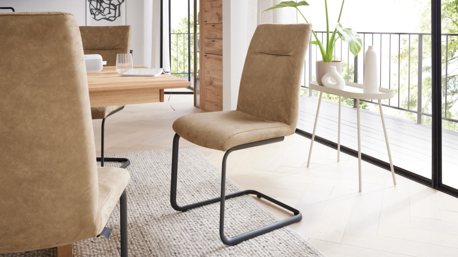 Interliving Tischgruppe Serie 5604
