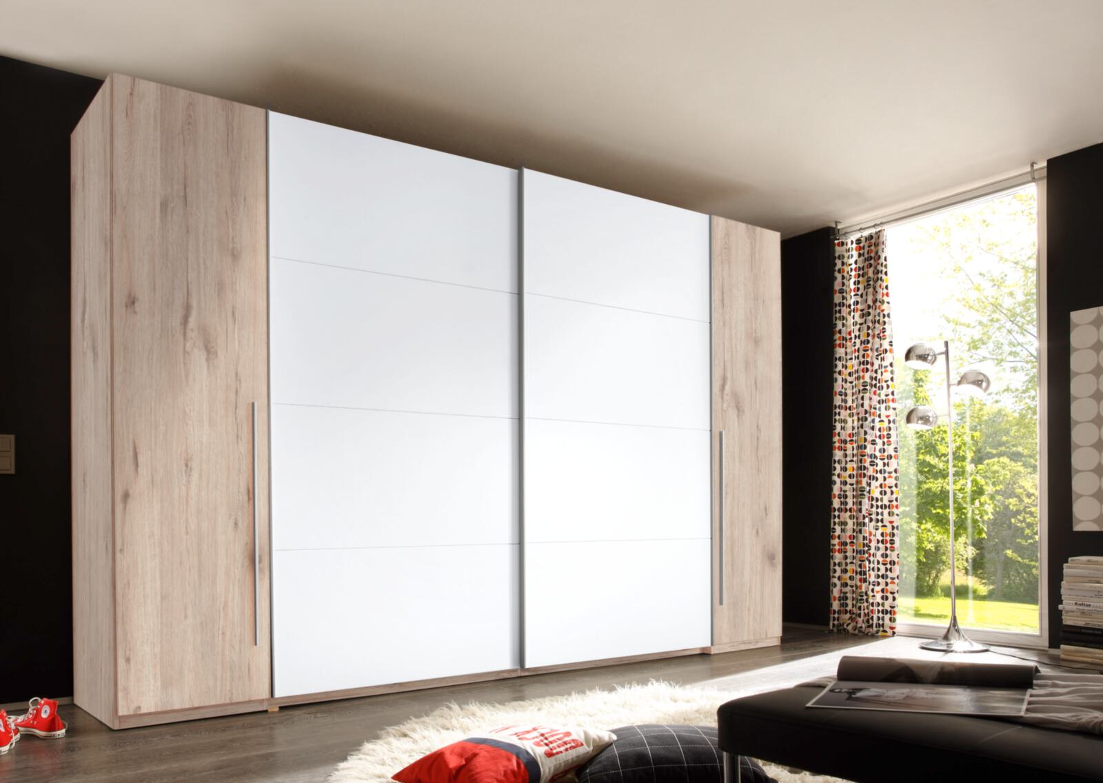 Kleiderschrank