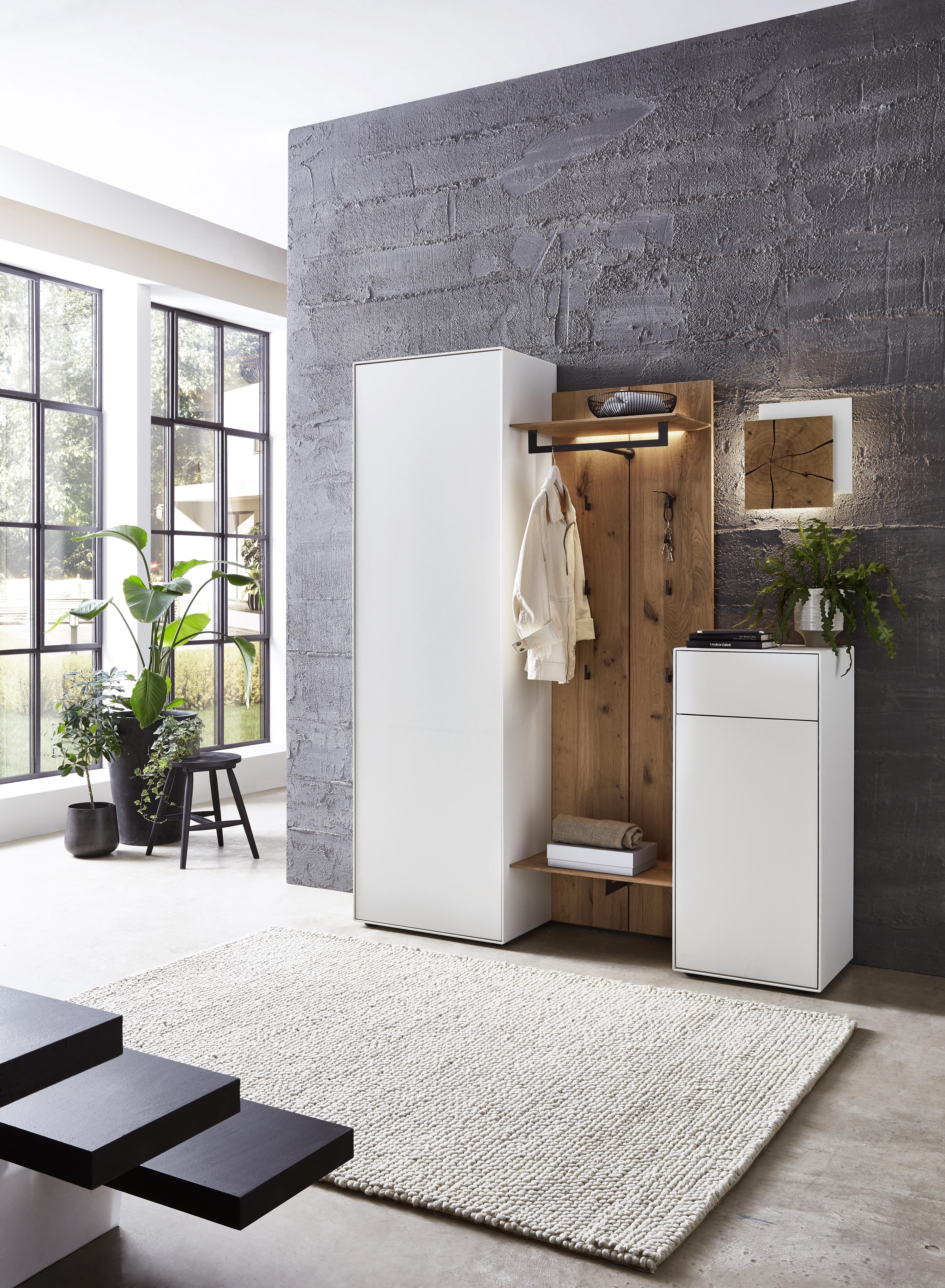 Garderobe "Velko"