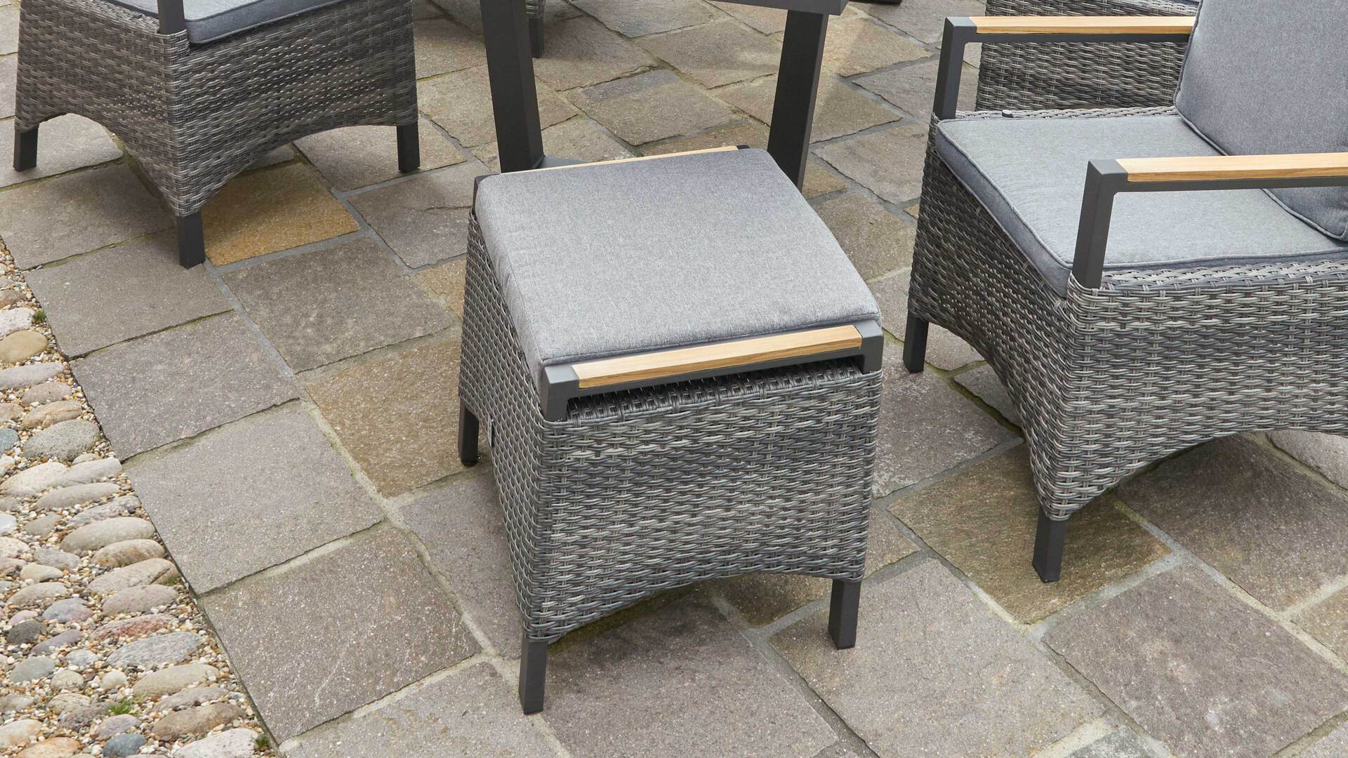 Gartenmöbel Serie Keramo - Hocker