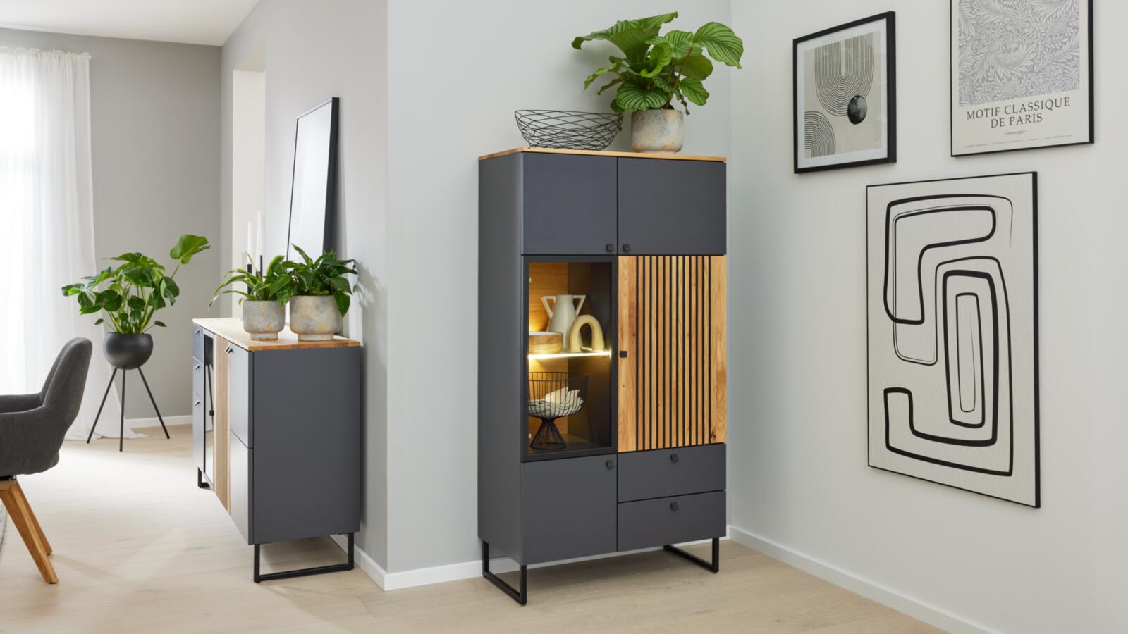 Highboard