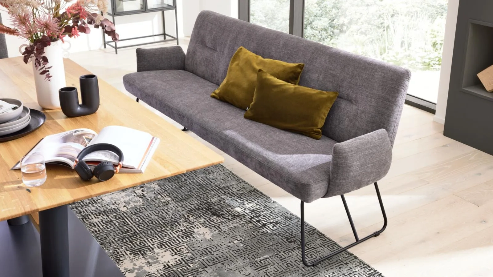 wanninger-moeble-esszimmer-baenke-anzeigebild