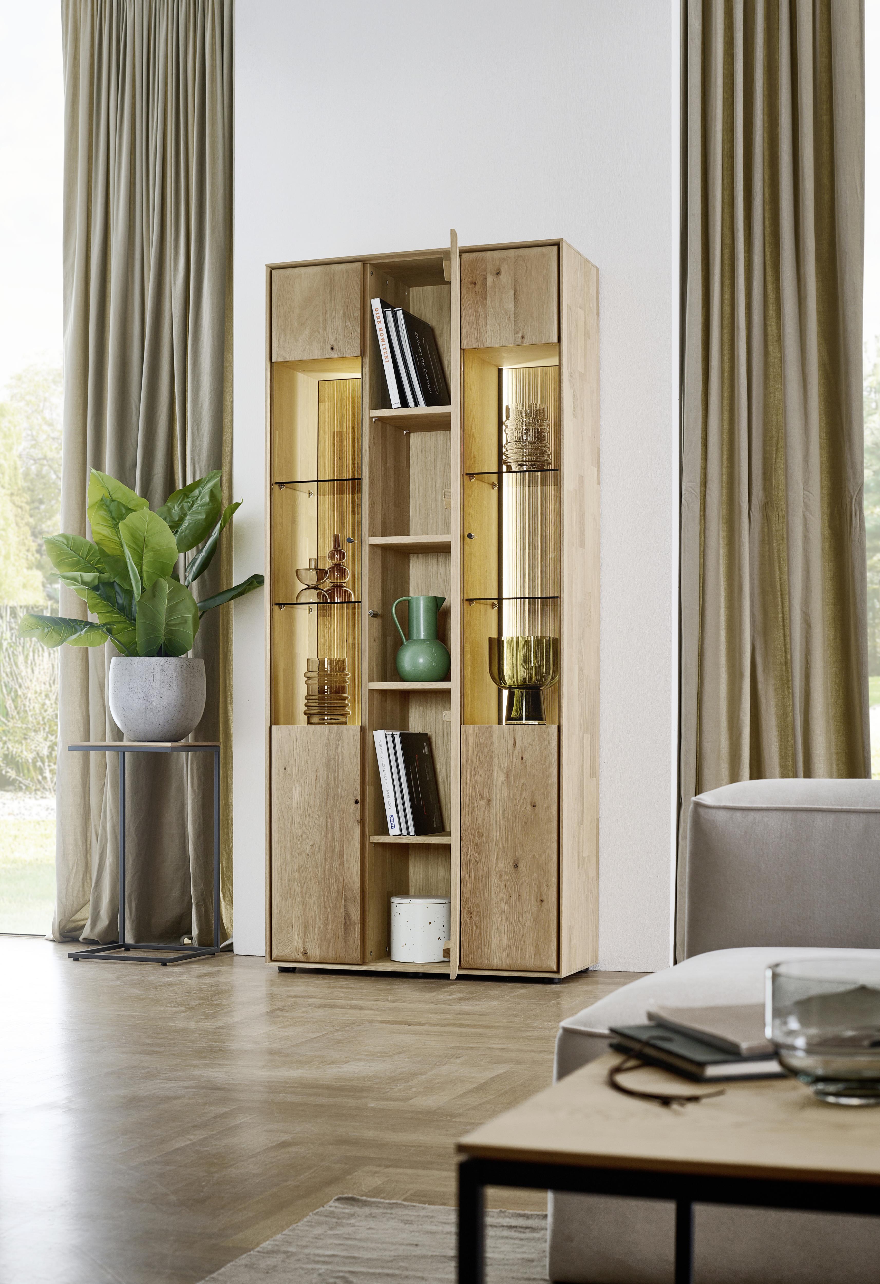 Standvitrine "Vala"