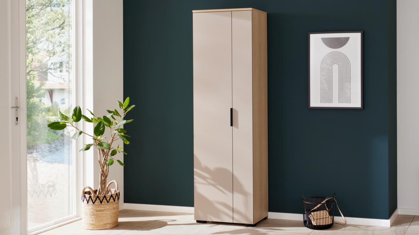 Interliving Kleiderschrank Serie 6015