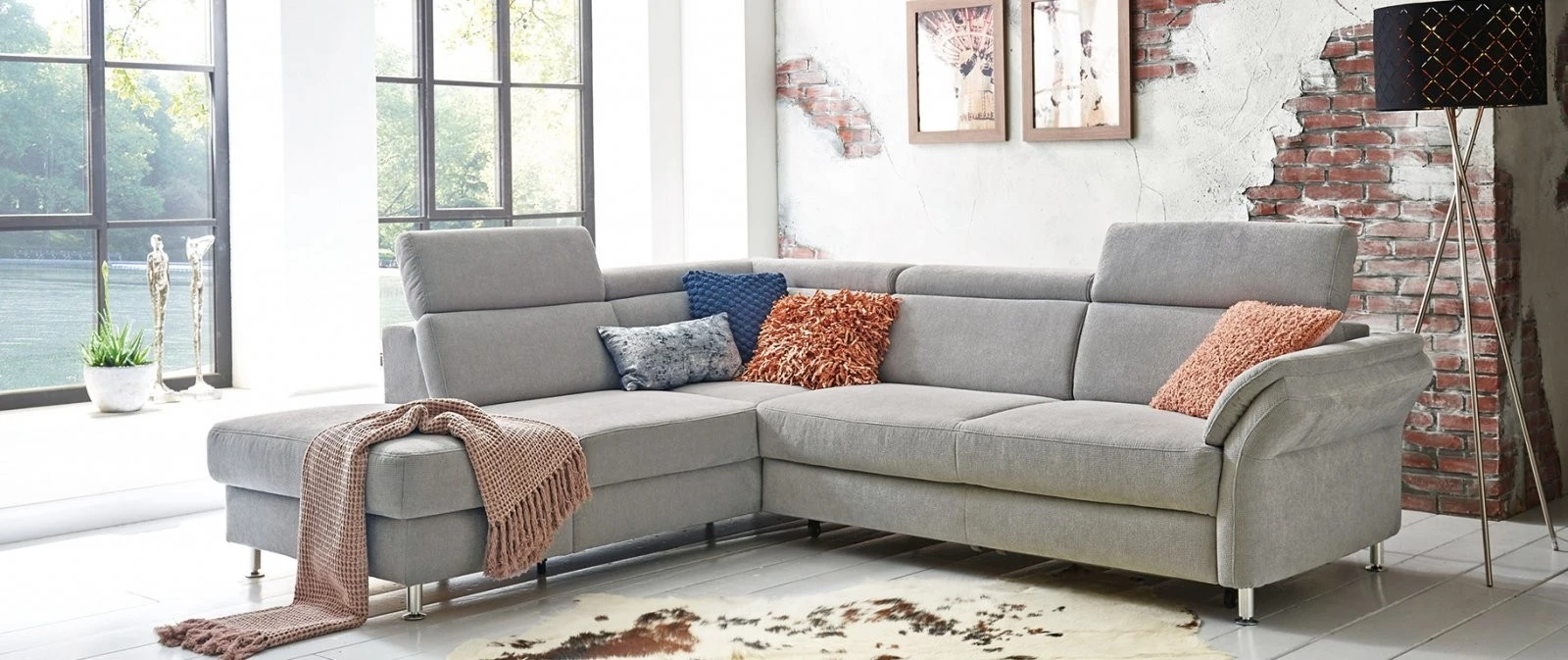 moebel-sofa-wanninger-wohnzimmer-grau